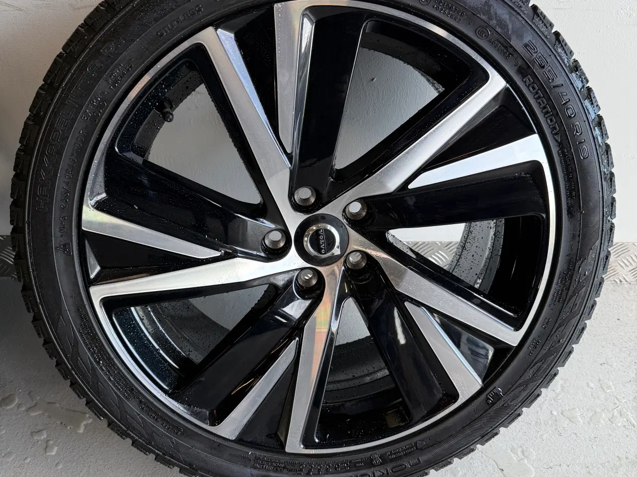 Billede 5 - Originale 19” Volvo alufælge med vinterdæk