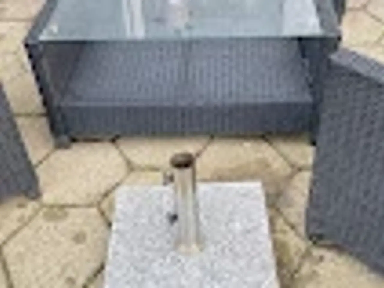 Billede 2 - Havemøbler og parasolfod