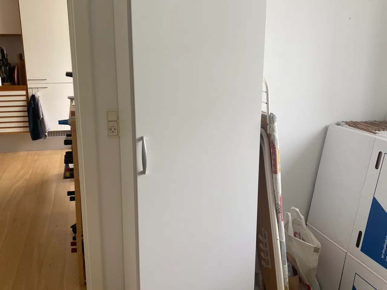 Billede 2 - Opbevarinsskab