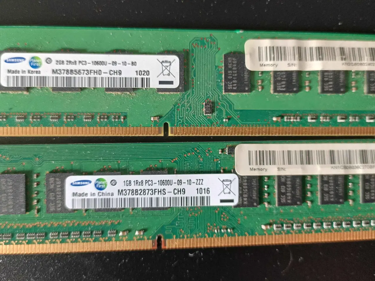 Billede 1 - 1+2 GB DDR3-1333 SAMSUNG 2G 2Rx8 PC3-10600U