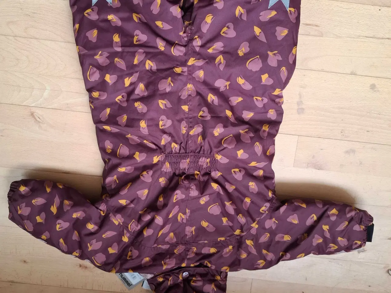 Billede 5 - Flot Hummel flyverdragt