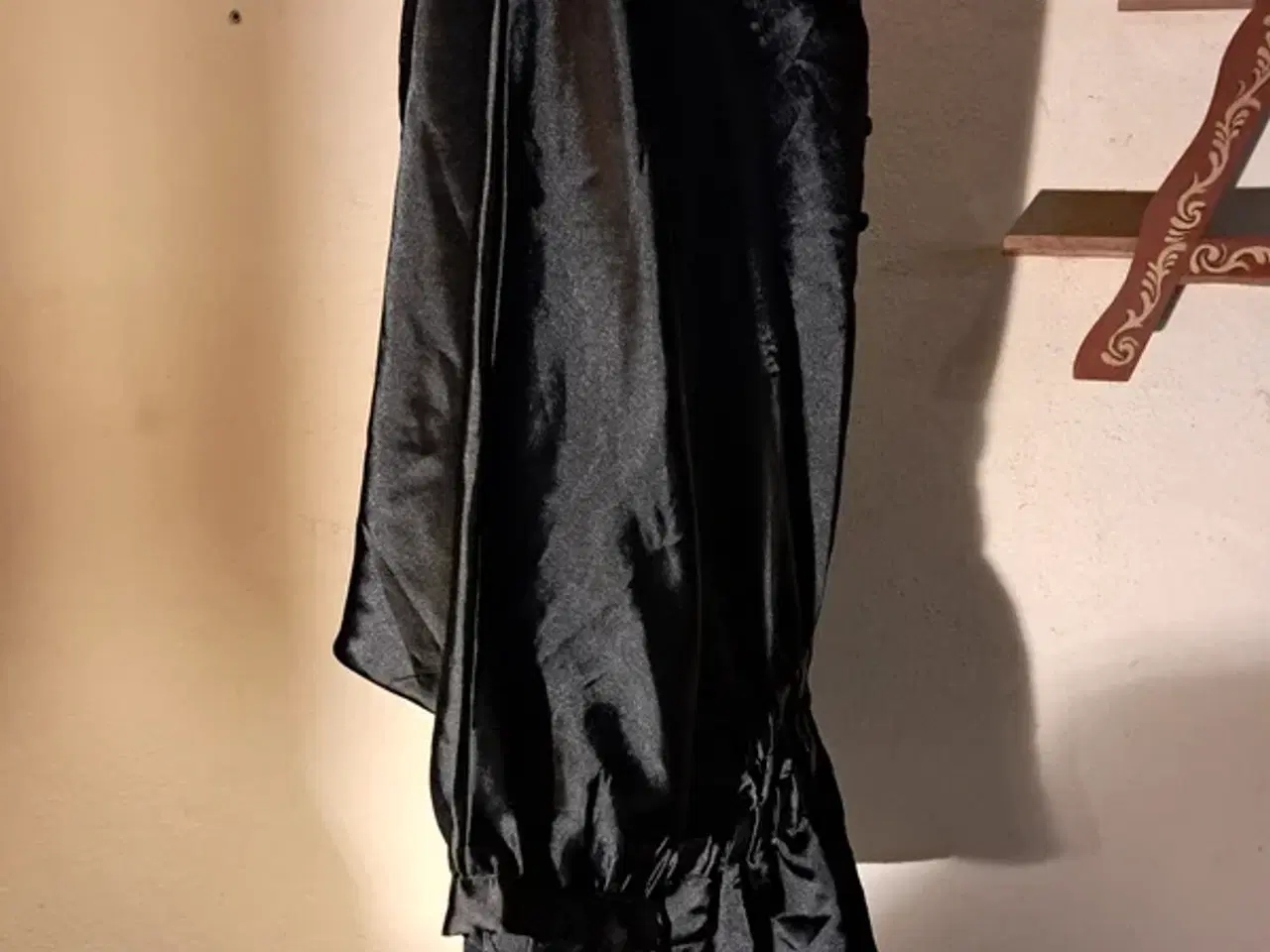 Billede 4 - Vanting str. s kjole