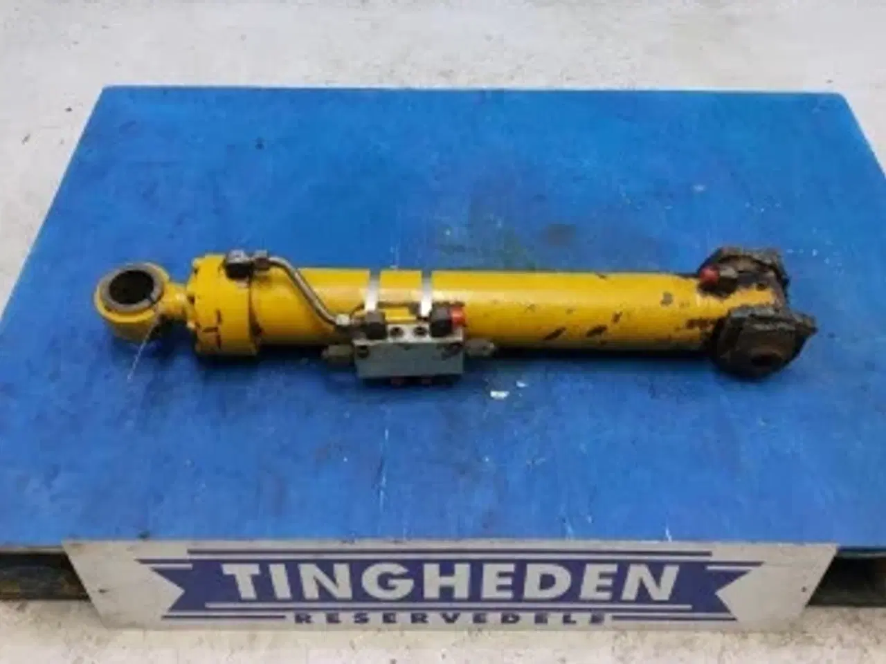 Billede 11 - Hydrema 906B Sideforskydnings Cylinder 200141