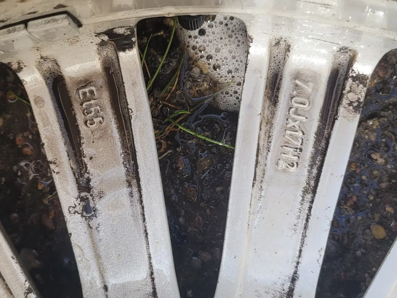 Billede 7 -  17" Ford alufælge med HELT NYE sommerdæk