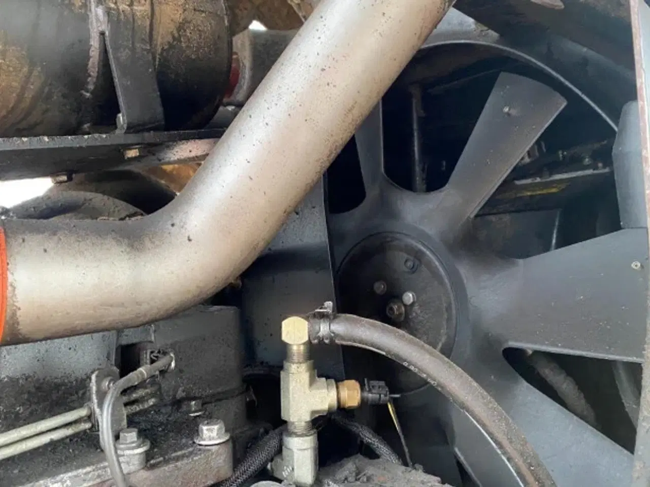 Billede 6 - New Holland 688TA/M2 (gangbar)