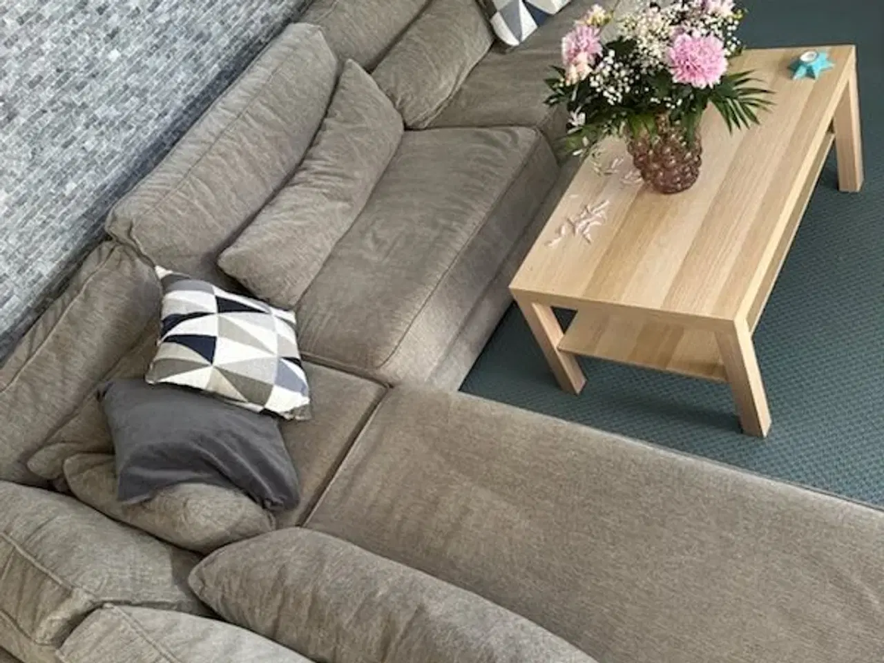 Billede 5 -  fin Hjørnessofa/Chaiselong. Fra Dyre og Røgfrit 