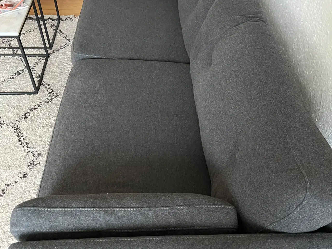 Billede 2 - Danskproduceret sofa i uld