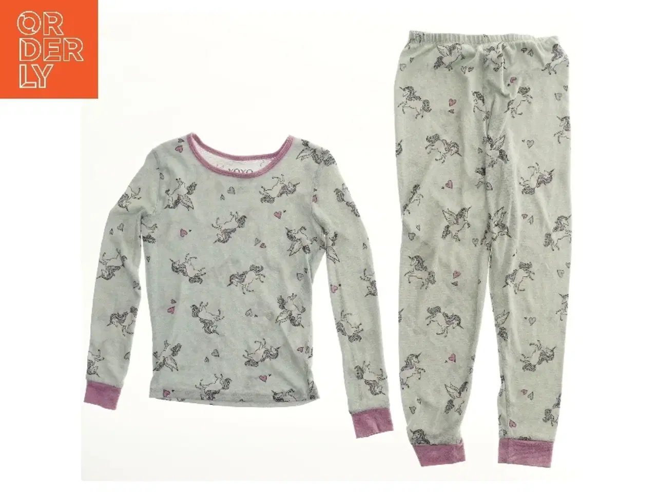 Billede 1 - Enhjøring blød Pyjamassæt meget blødt fra Xoxo (str. 140)