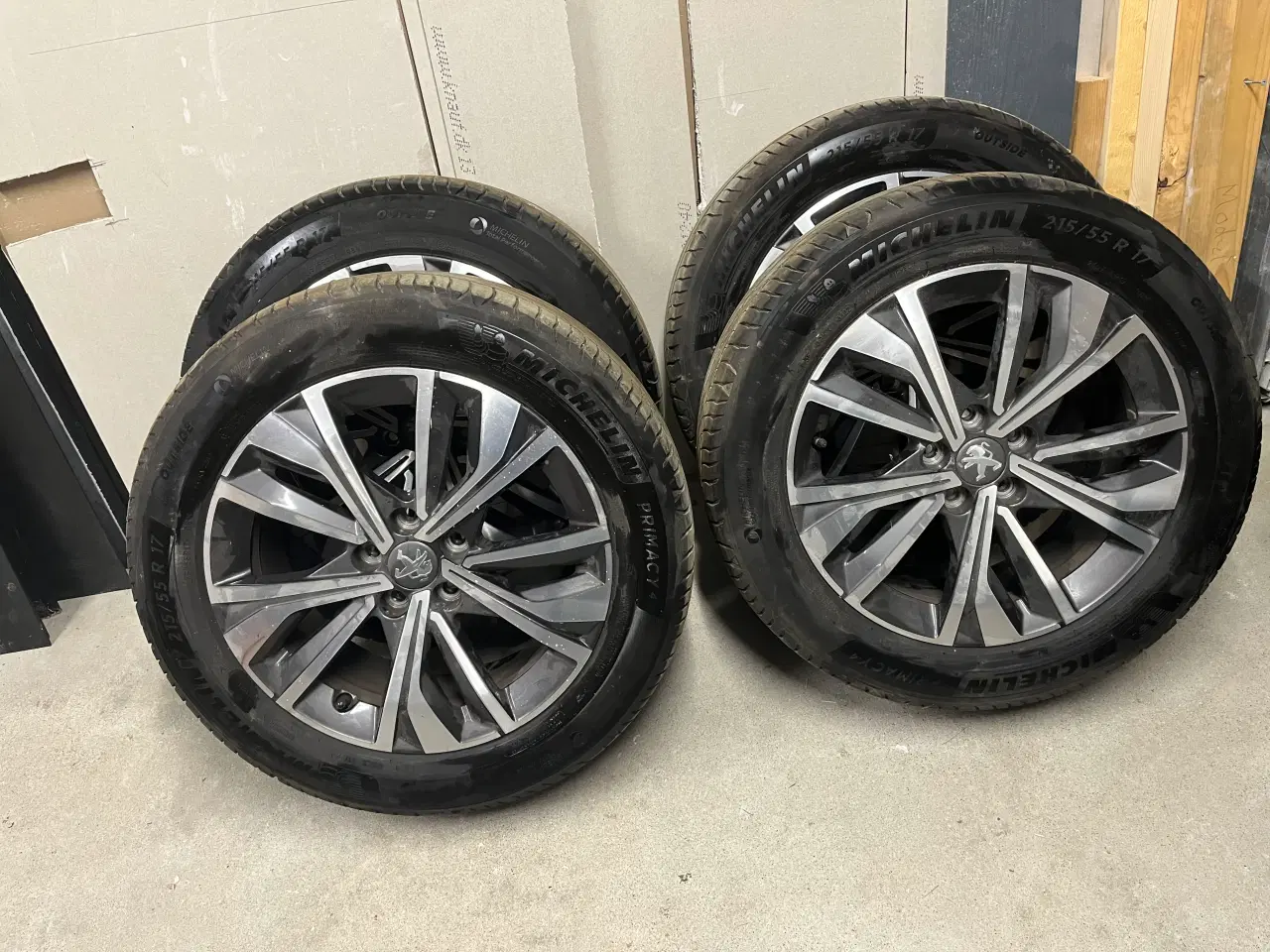 Billede 1 - Peugeot 17” alufælge med Sommer Michelin dæk – sup