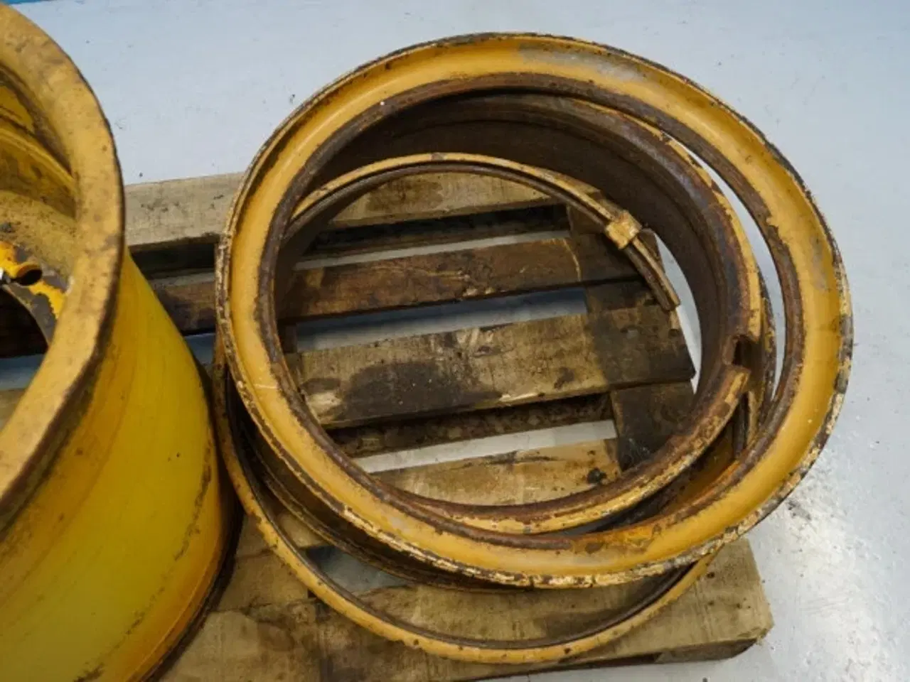 Billede 12 - Volvo L120 Fælg 17.00x25