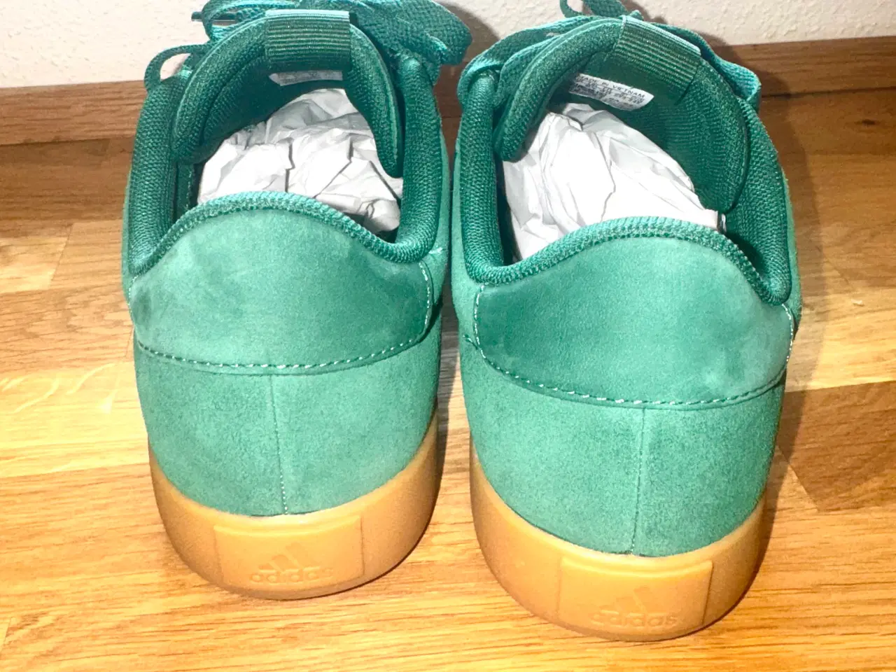 Billede 4 - Helt nye Adidas sko str. 40