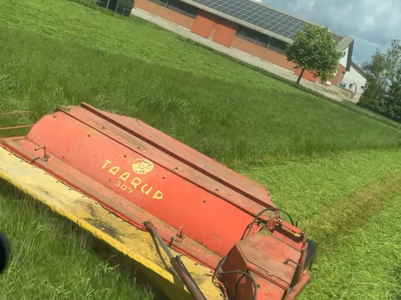 Billede 1 - Taarup 307 skårlægger