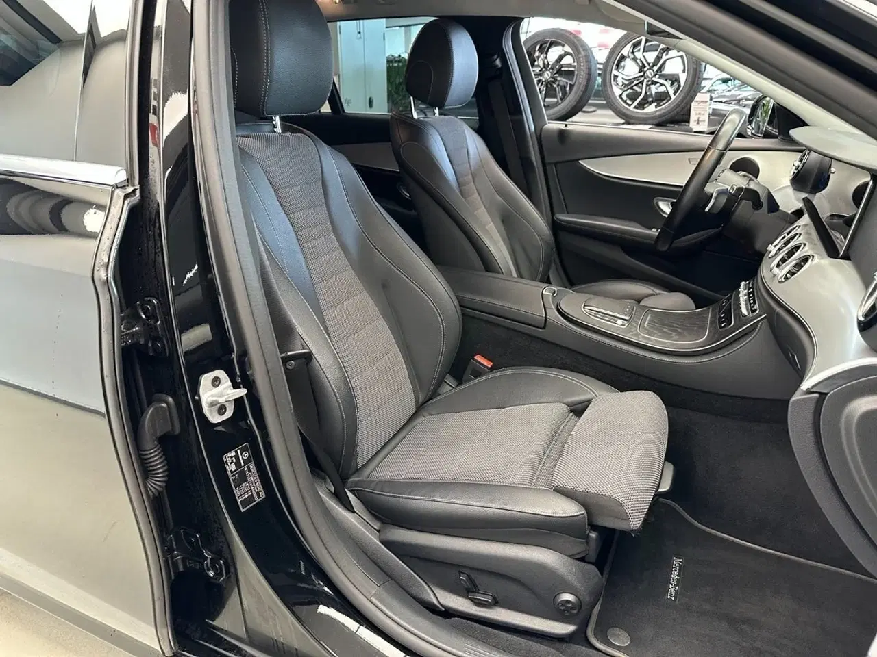 Billede 13 - Mercedes E300 de 2,0 Business stc. aut.