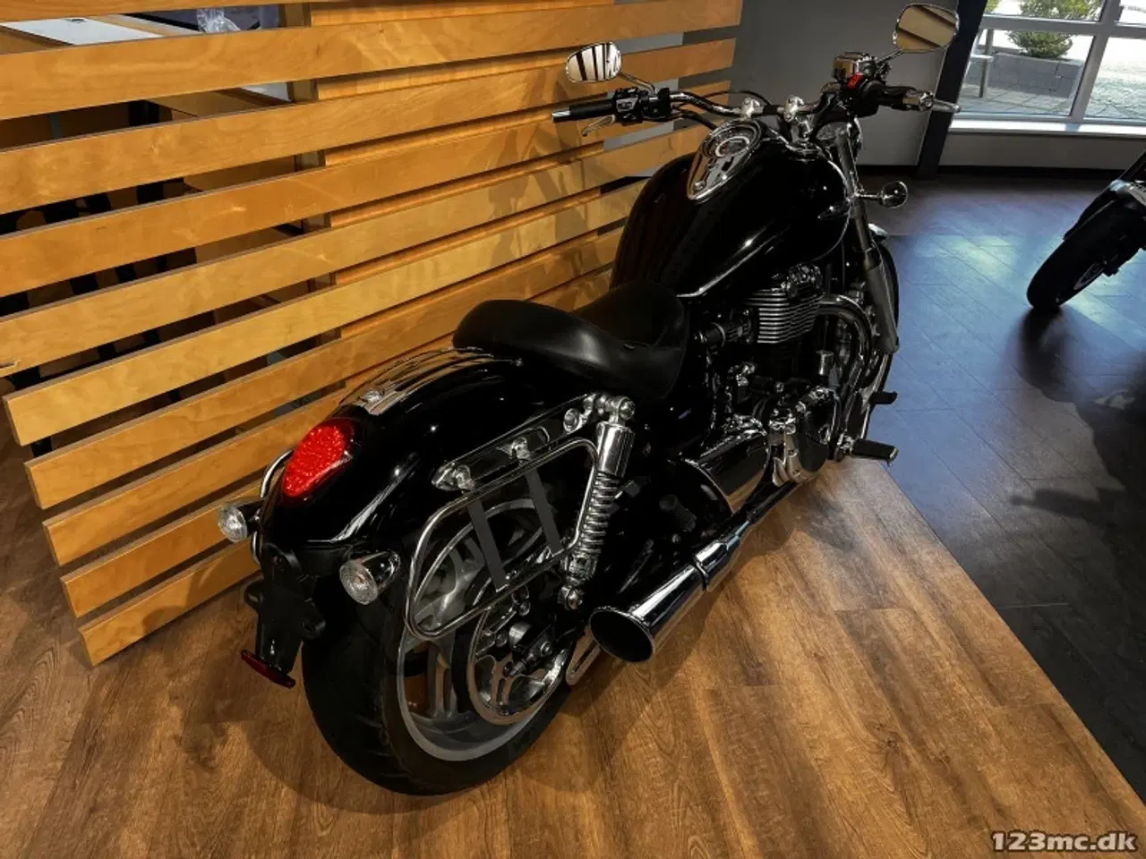 Billede 3 - Triumph Thunderbird