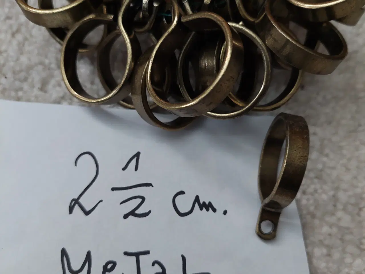 Billede 5 - gardinringe i messing farve,forskellige str. og d