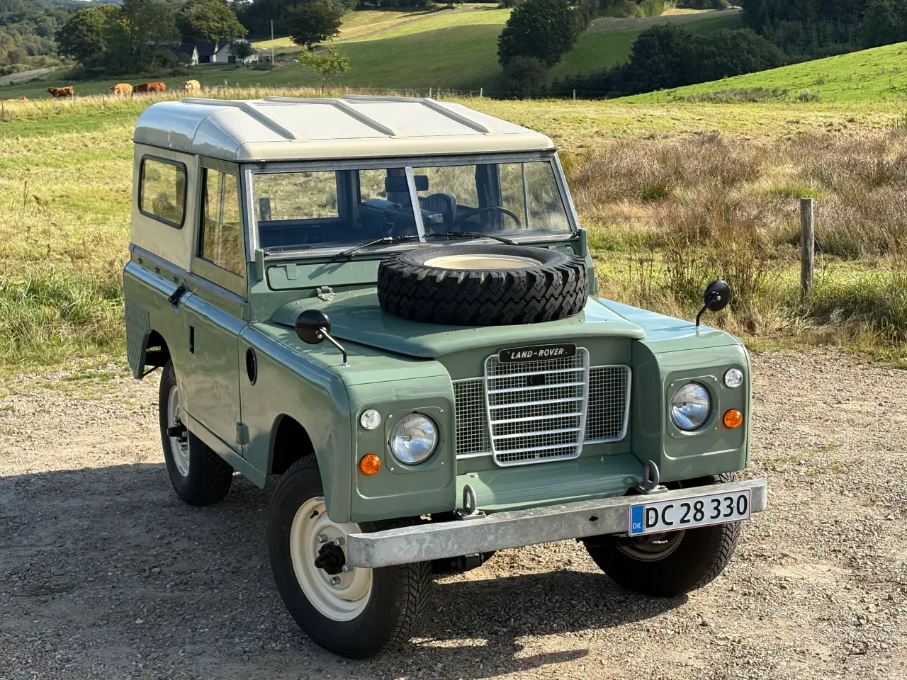Billede 1 - Smuk nyrenoveret Land Rover Serie lll i unik stand