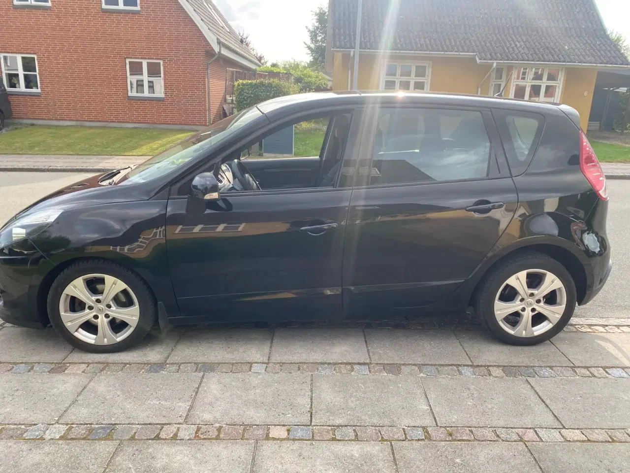 Billede 4 - Renault Scenic III 2,0 dCi 150 Dynamique aut.