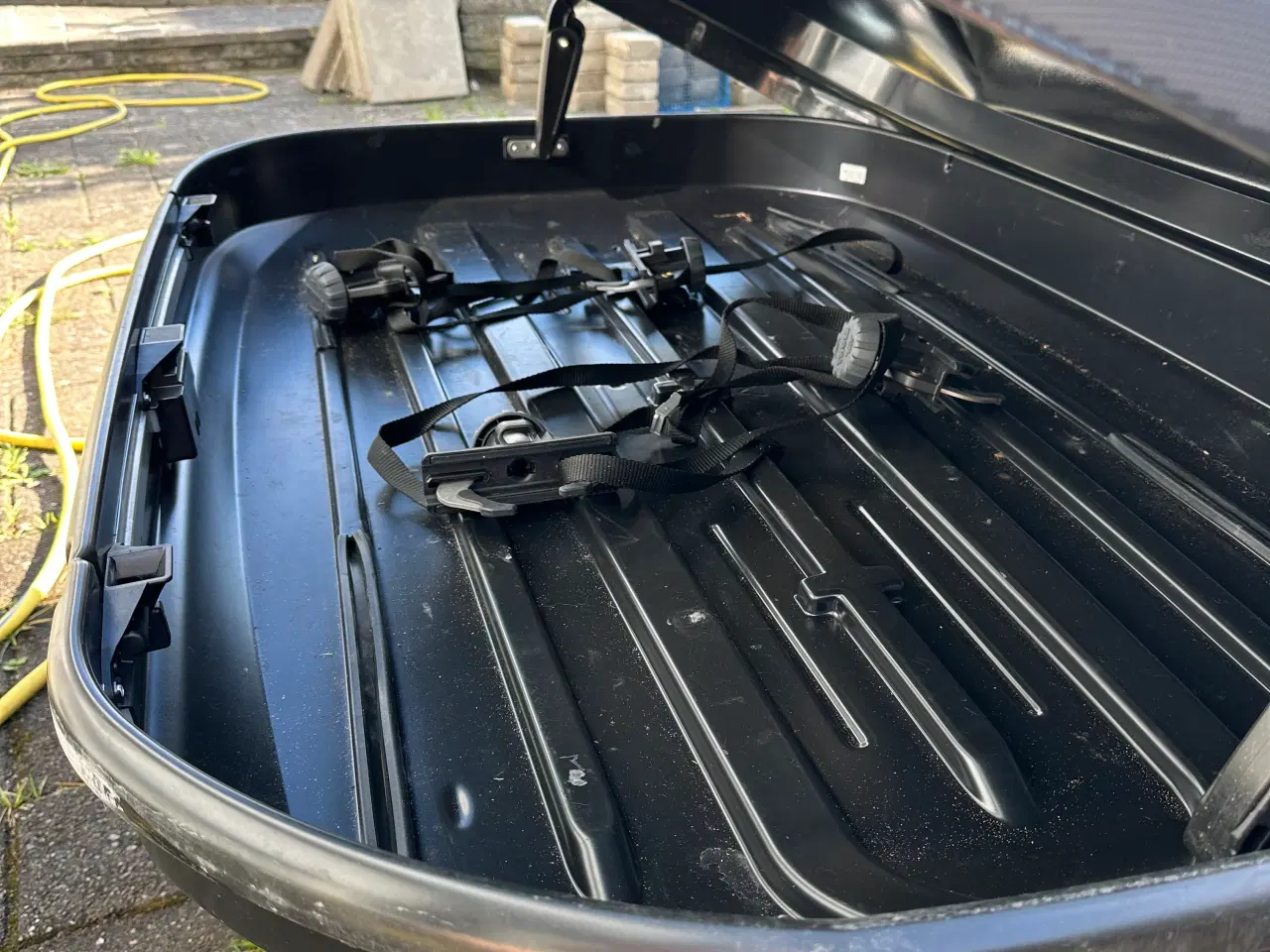 Billede 3 - Thule Pacific 100 tagboks