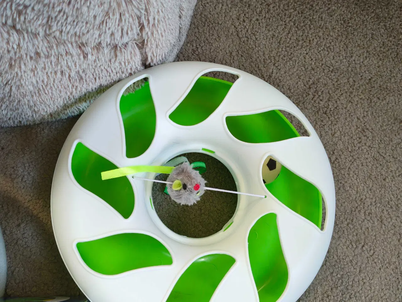 Billede 4 - Kattelegetøj til salg.