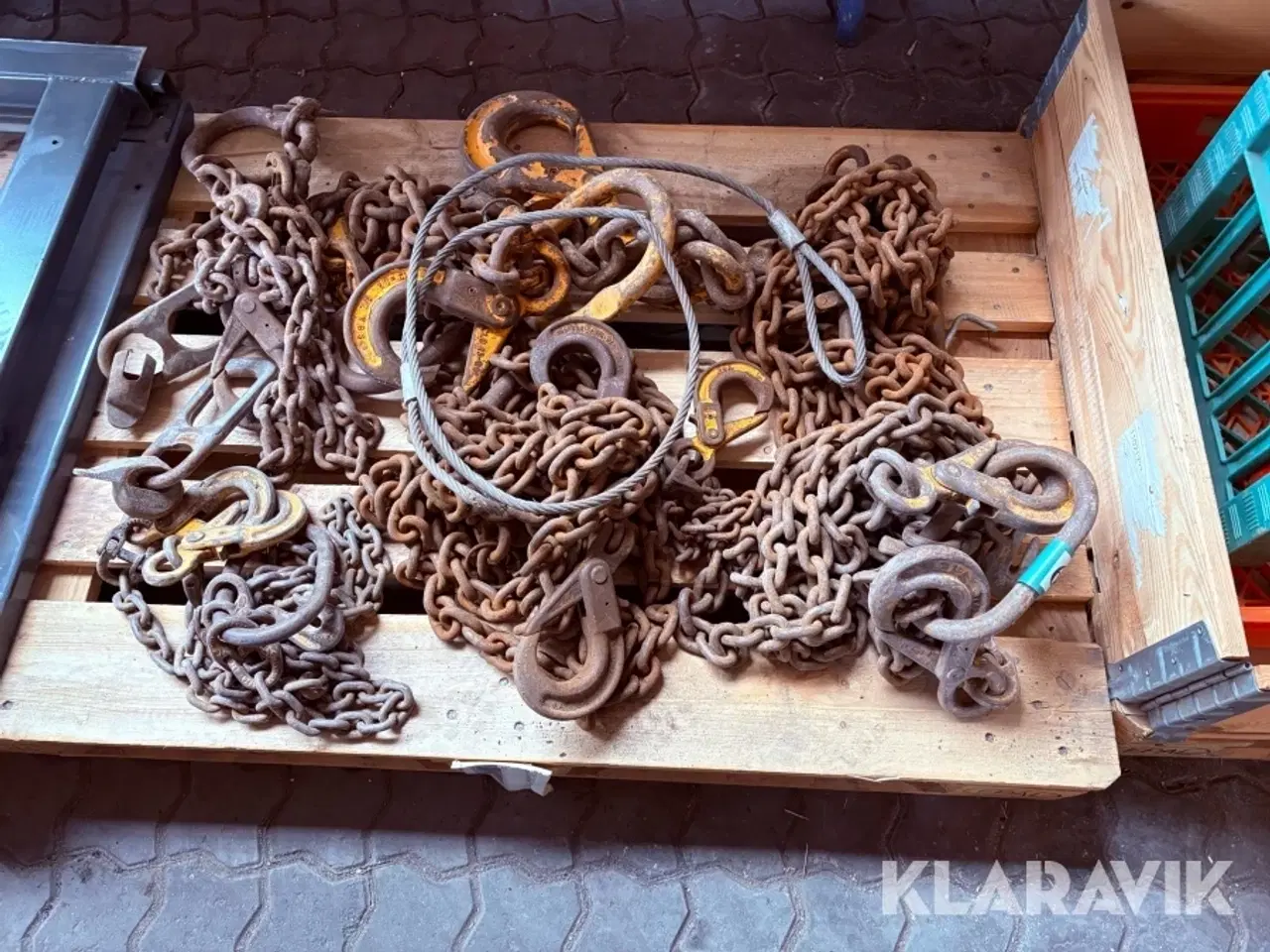 Billede 1 - Kæder med kroge og løftegrej - blandet parti