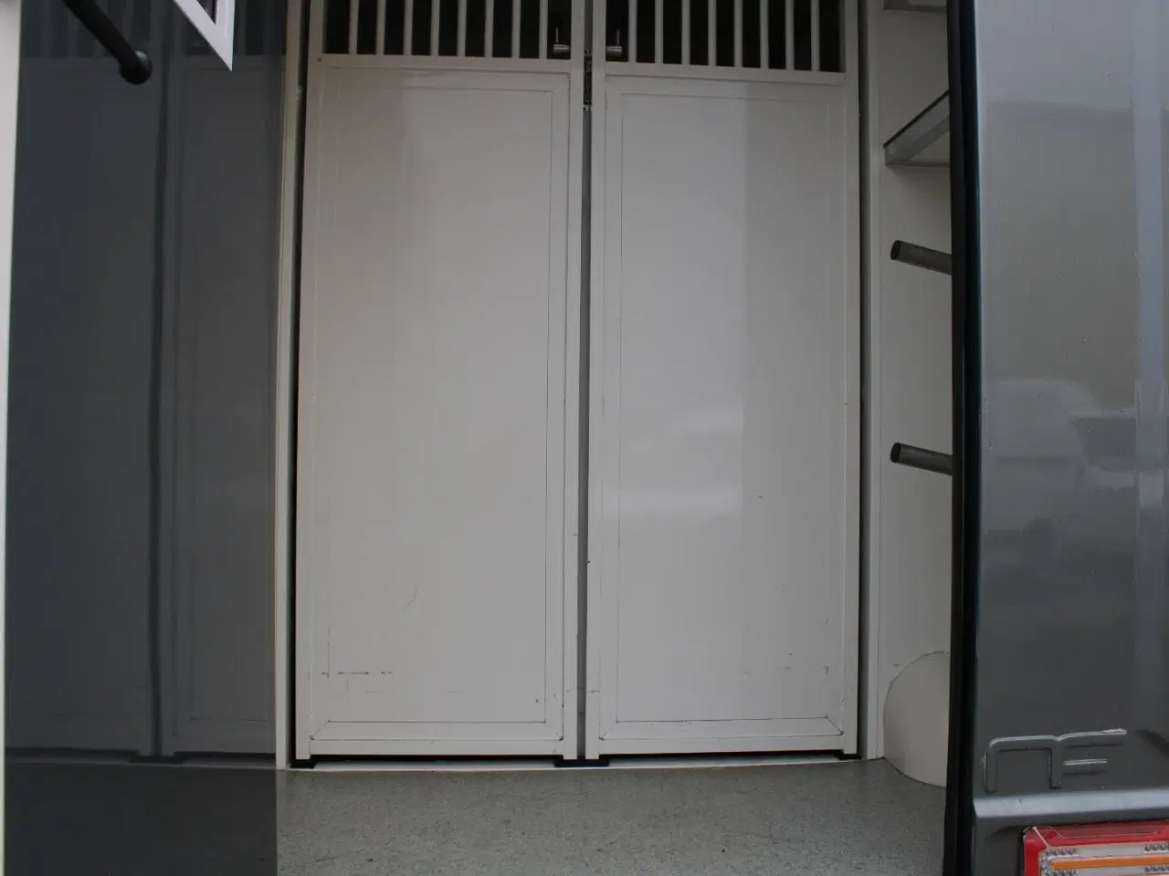 Billede 11 - Mercedes Sprinter 315 2,0 CDi A2 Hestetransport aut. FWD