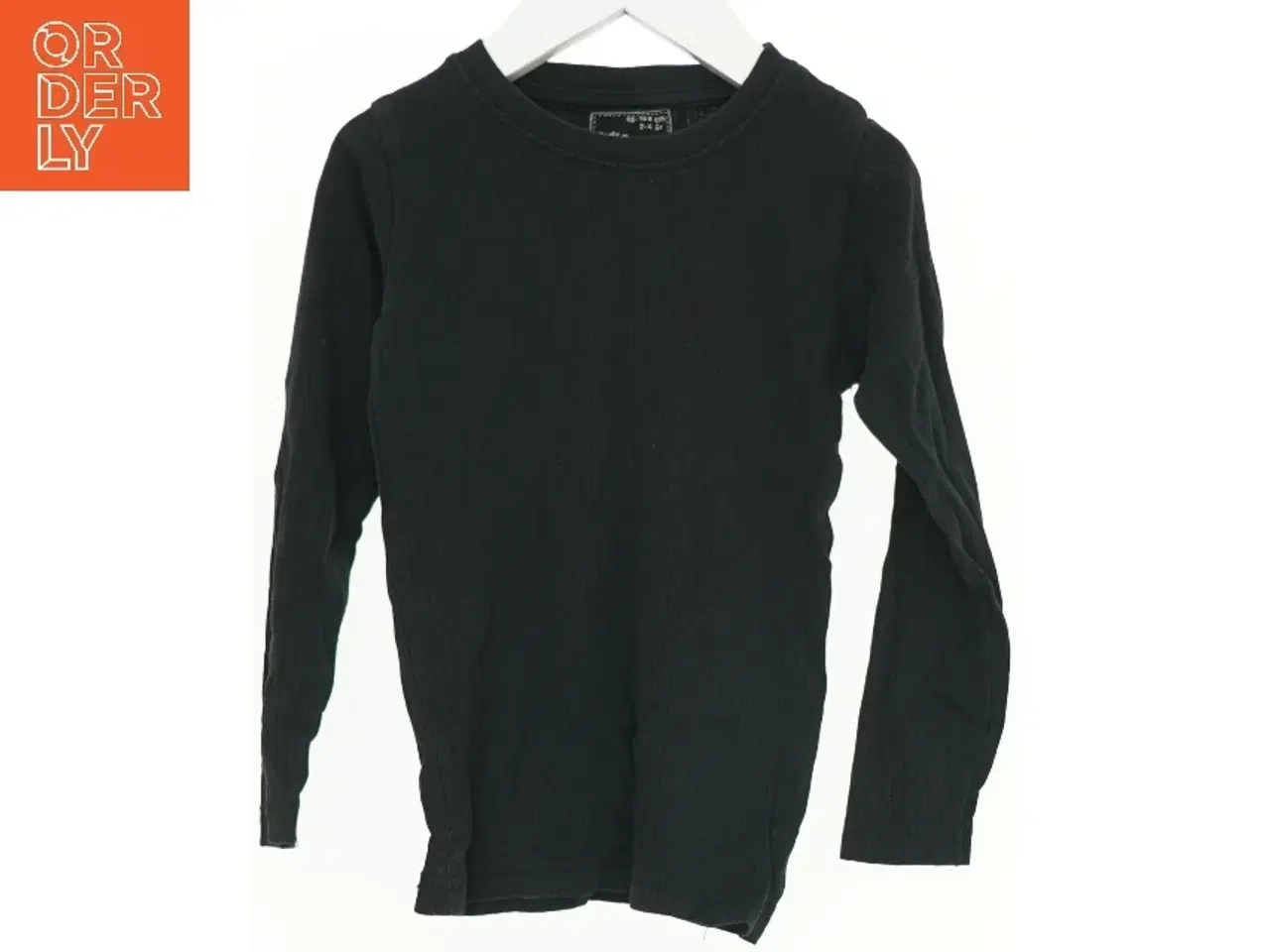 Billede 1 - Langærmet sort bluse fra Mads & Mette (str. 104)