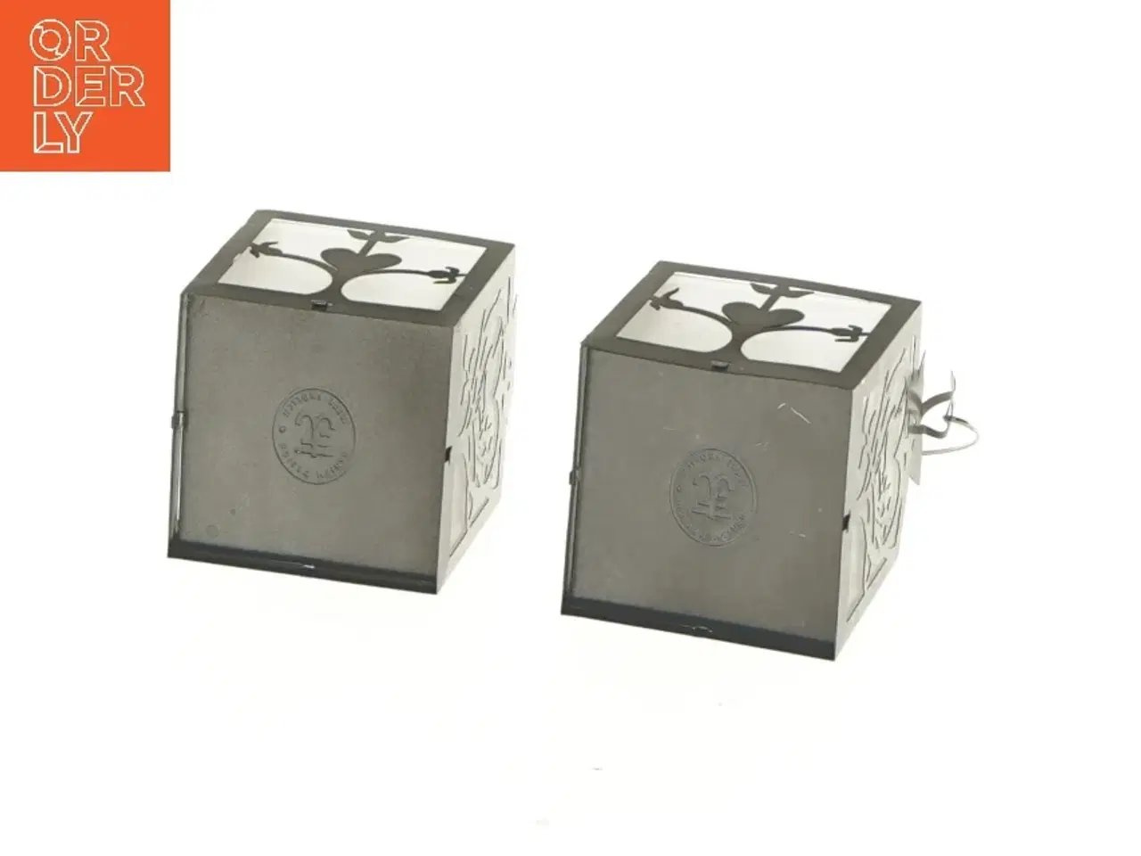 Billede 3 - Metal fyrfadsstager med mønster fra Jette Frlich (str. 5x5x5 cm)