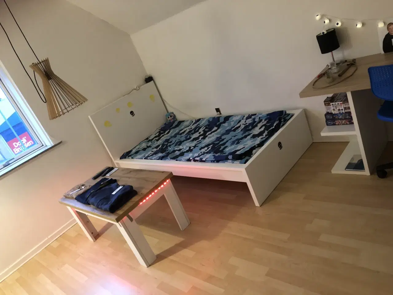 Billede 10 - Blandet møbler og legetøj pistol med kugler hel ny