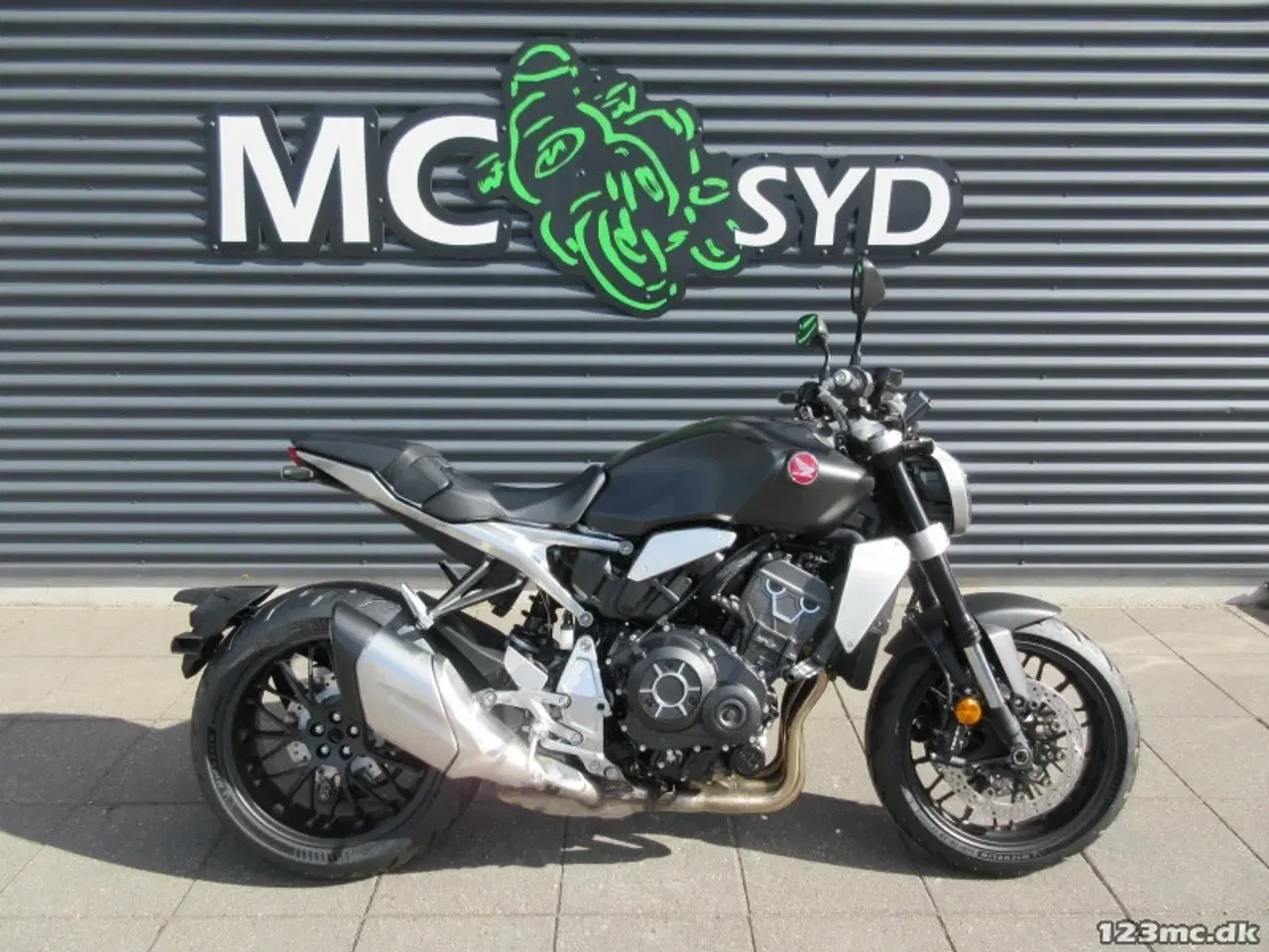 Billede 1 - Honda CB 1000 R MC-SYD BYTTER GERNE  5 ÅRS FABRIKS GARANTI