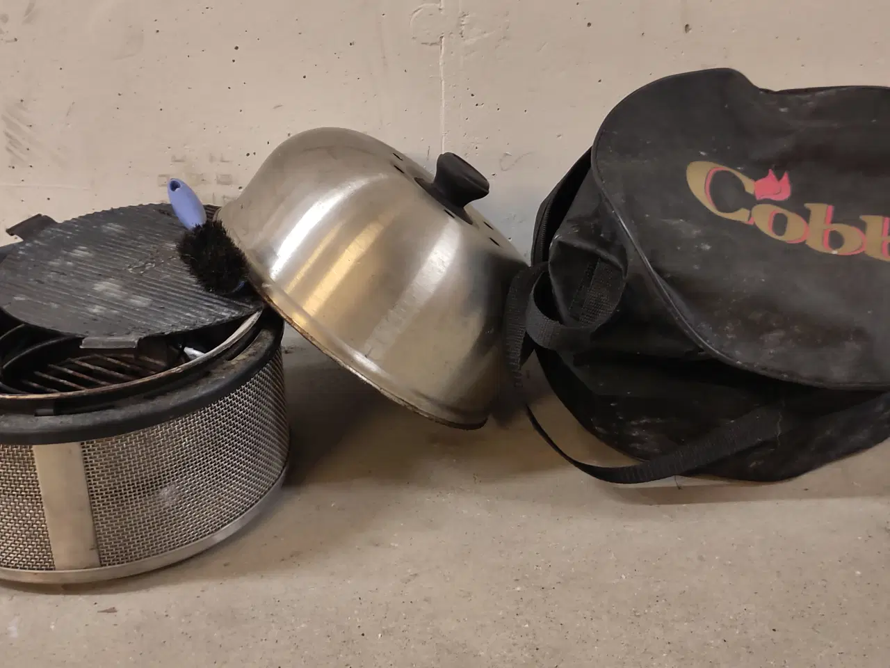 Billede 1 - COBB, lille kul-grill, transportabel