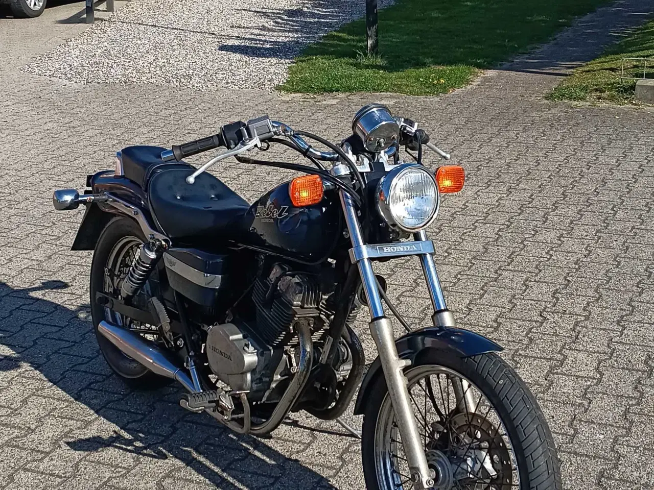 Billede 2 - Fin Rebel 250