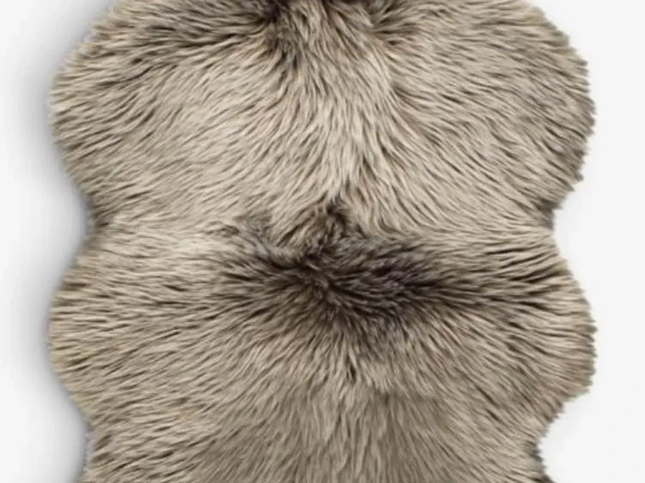 Billede 1 - 8 stk dejlige bløde imiteret lammeskind