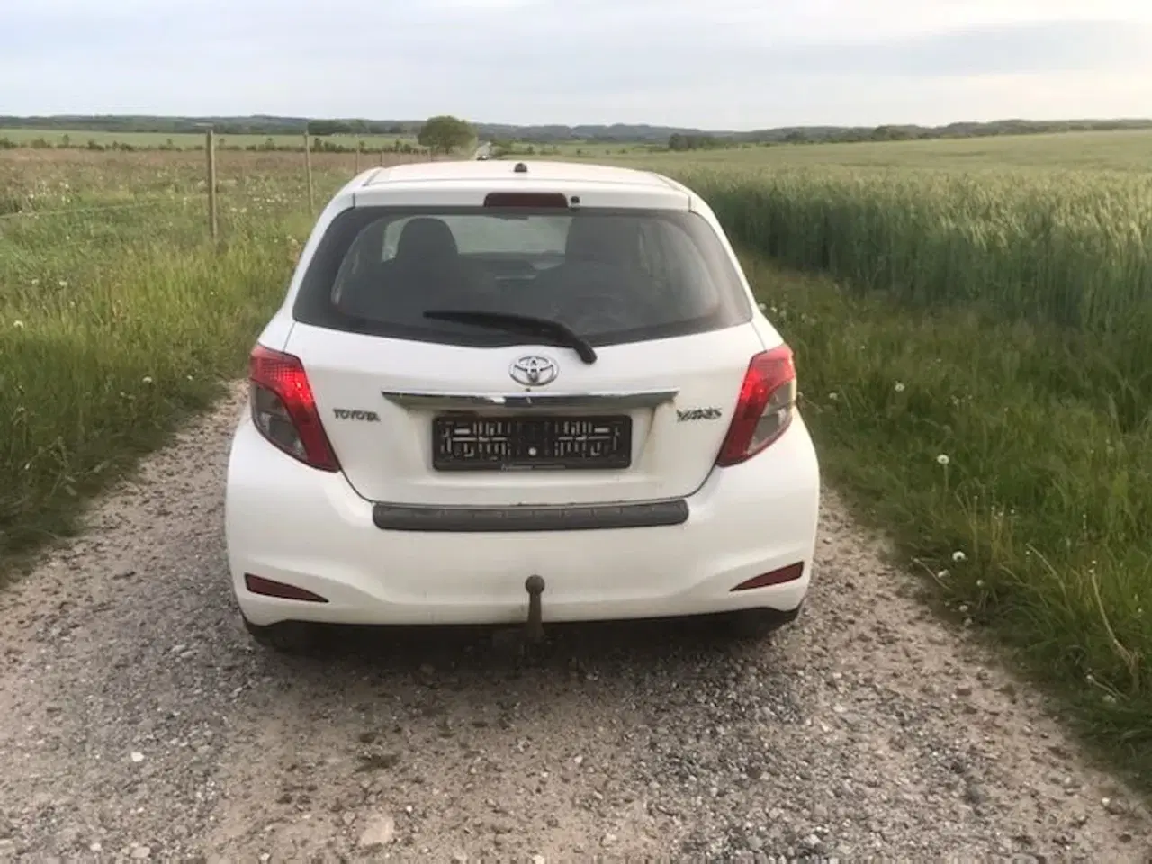 Billede 7 - Ny syn Toyota Yaris 1.4-4d 2013 Grøn ejerafgift