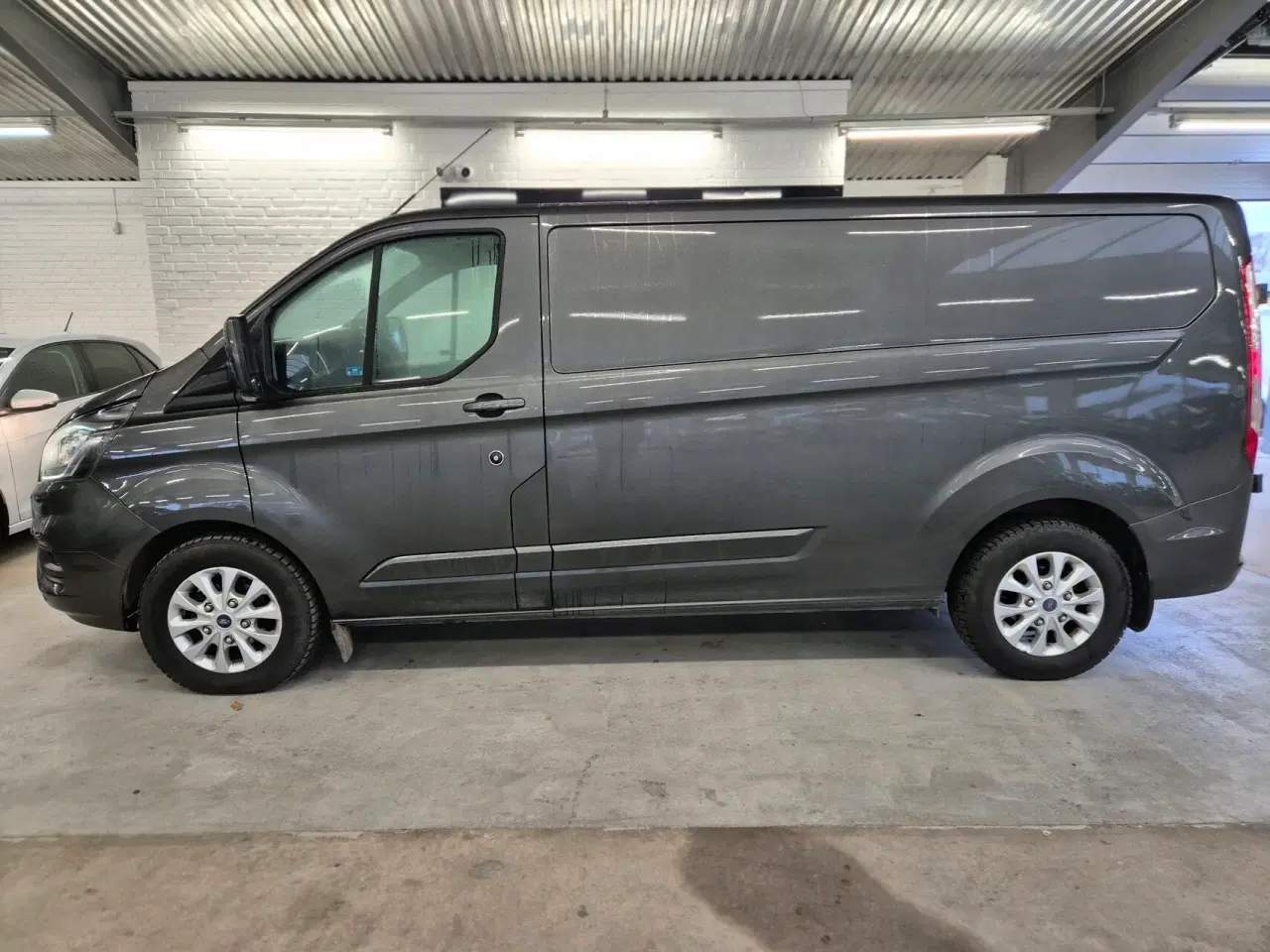 Billede 3 - Ford Transit Custom 300 L2H1 2,0 TDCi Limited 170HK Van 6g Aut.