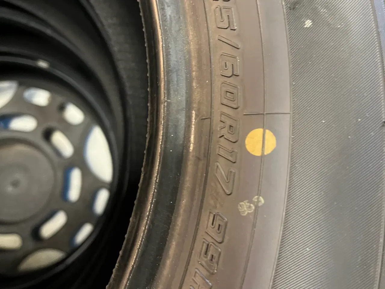 Billede 3 - Yokohama afmonteringsdæk 225/60/17