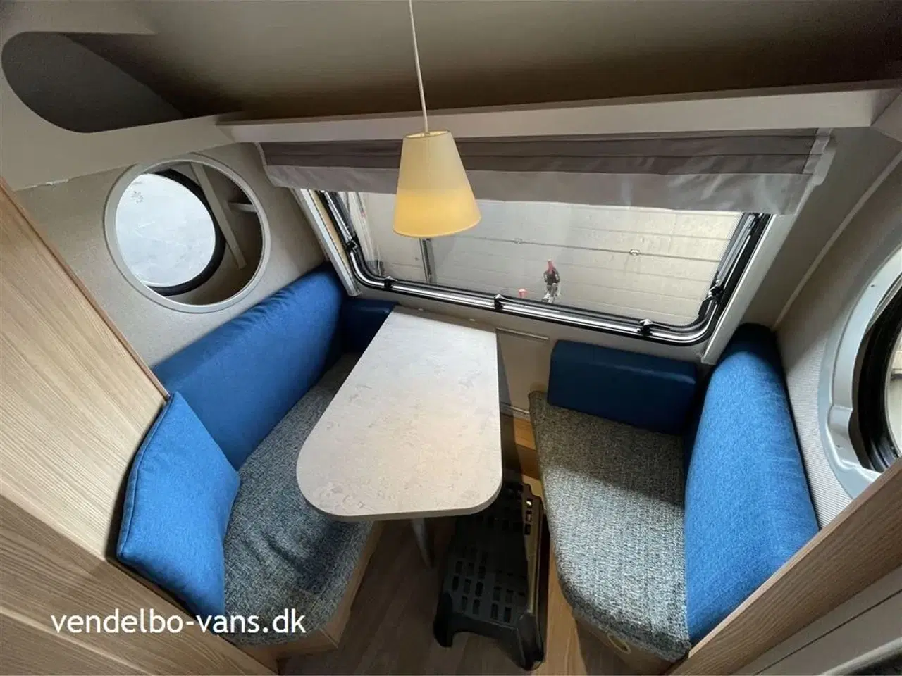 Billede 14 - 2021 - Tabbert T@b 400   Nem og hyggelig retro inspireret campingvogn med modene teknologi