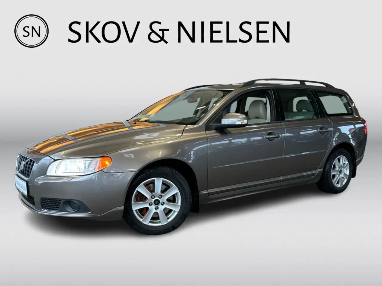 Billede 1 - Volvo V70 2,5 T Momentum aut.