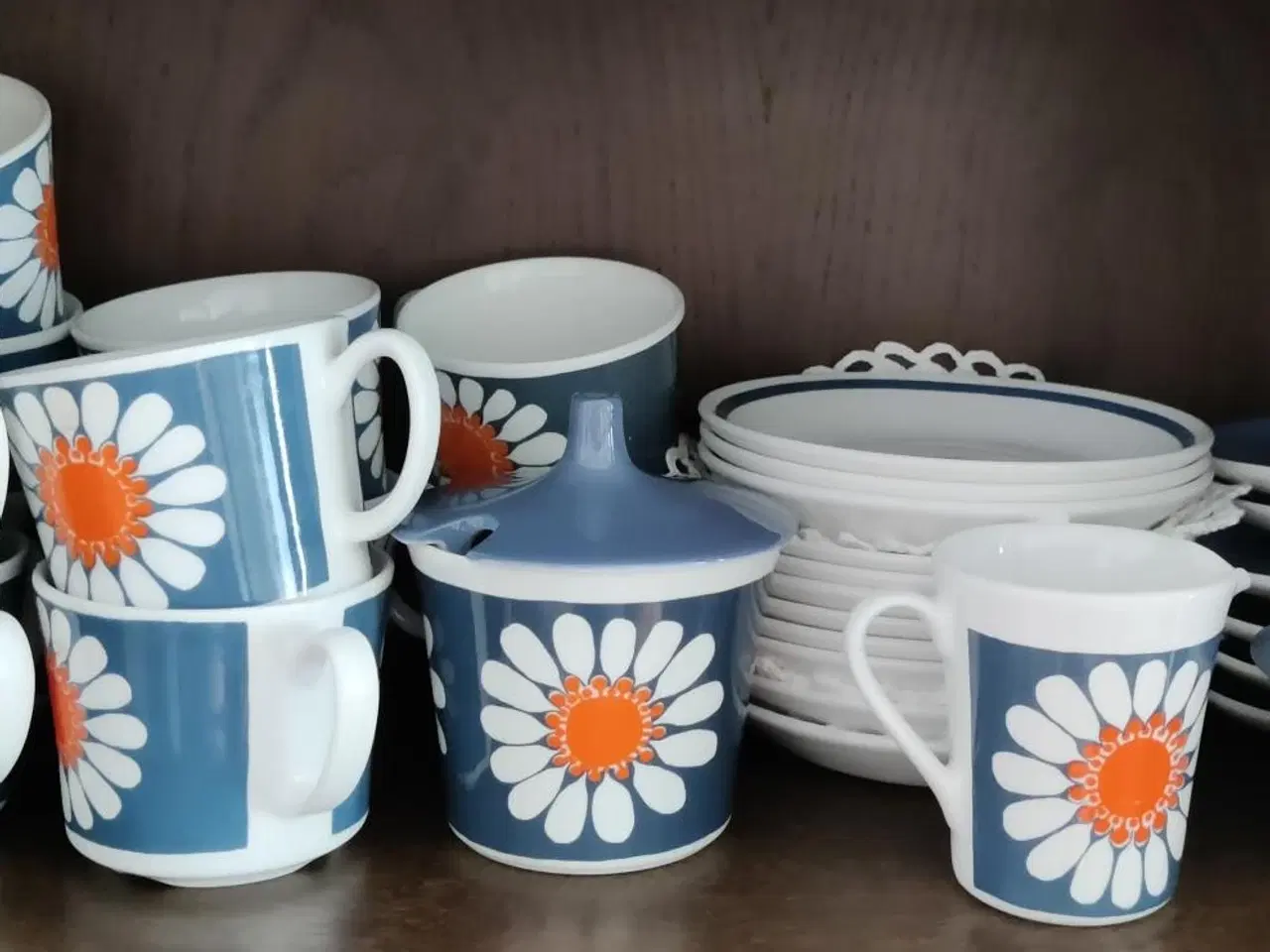 Billede 1 - Daisy  kaffestel til salg