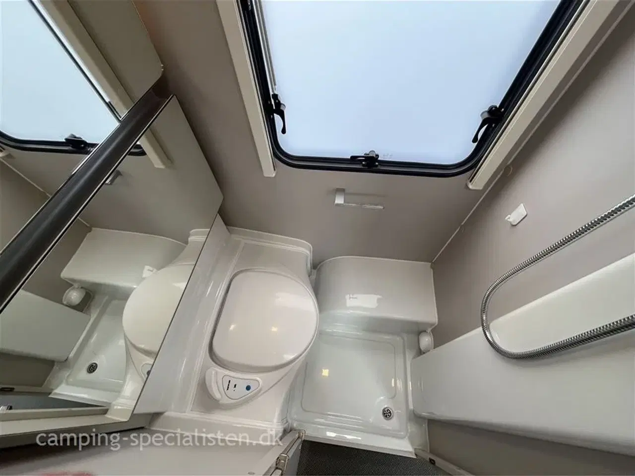 Billede 12 - 2021 - Adria Adora 542 UL   2021 Adria Adora 542 UL - Se den senere hos Camping-Specialisten.dk