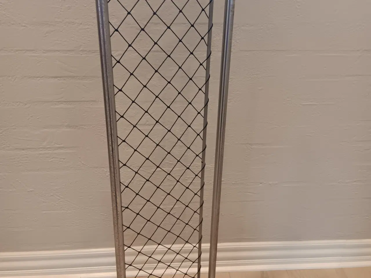 Billede 3 - Børge Mogensen hattehylde/knagerække teaktræ/krom