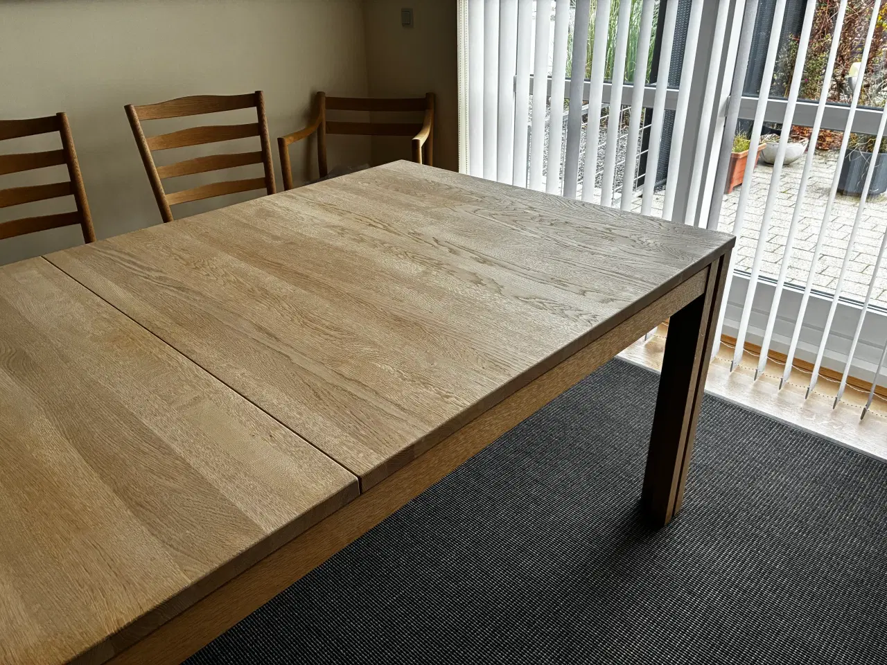 Billede 1 - Skovby spisebord SM24 massiv eg med tre tillægspla