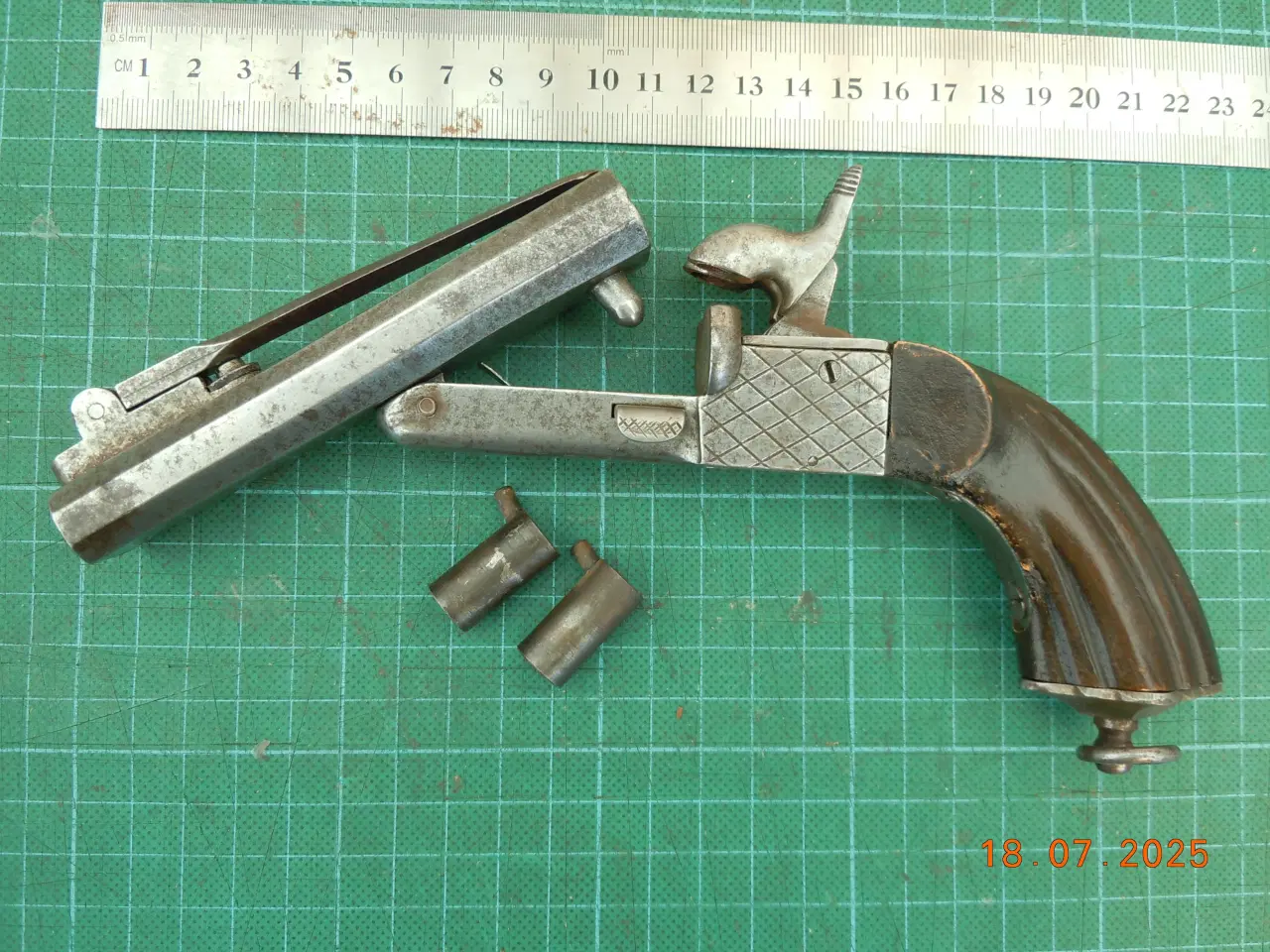 Billede 4 - Perkussionspistol, 1864. Dobbeltløbet med kniv.