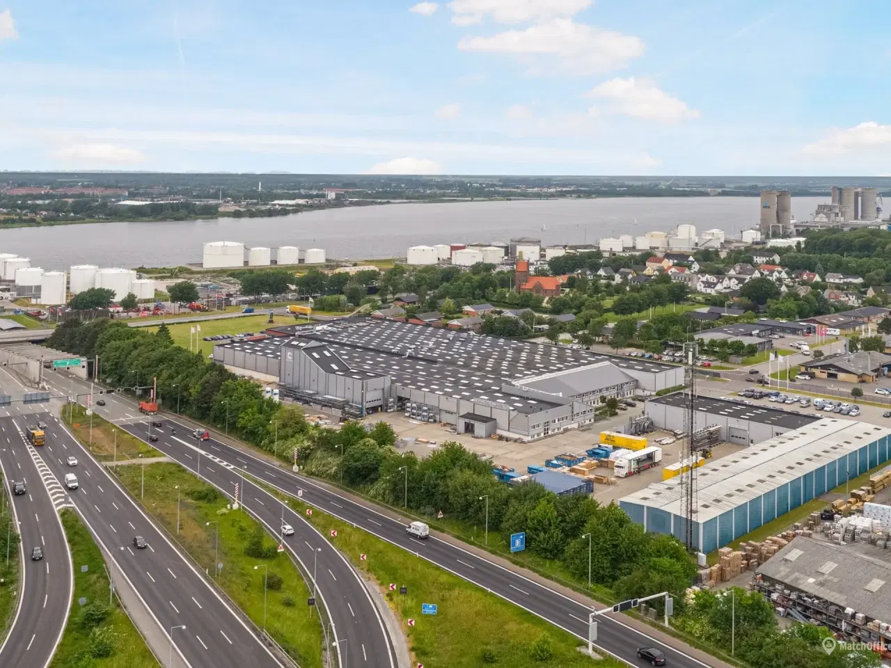 Billede 1 - 3500 m2 lager/produktion samt 620 m2 kontor