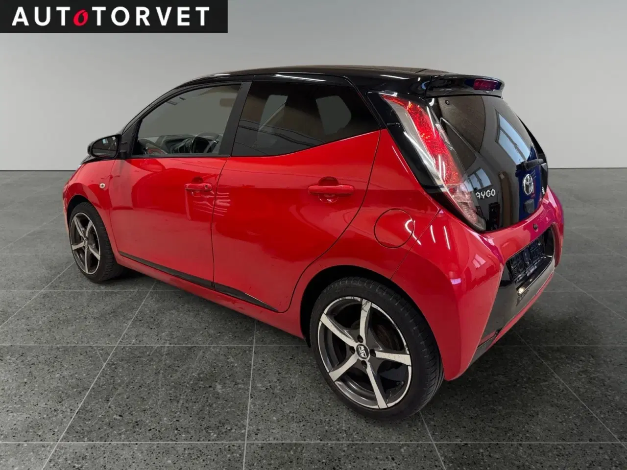 Billede 4 - Toyota Aygo 1,0 VVT-i x-play x-touch