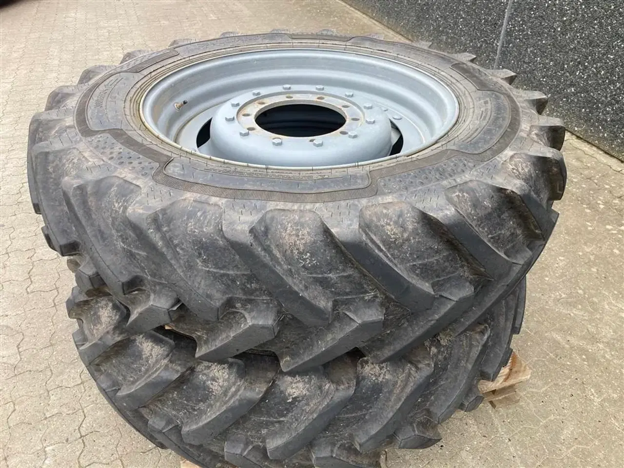 Billede 2 - Alliance 380/90-50 + 380/85-34 Fælge med løs ring til forskellige traktor modeller