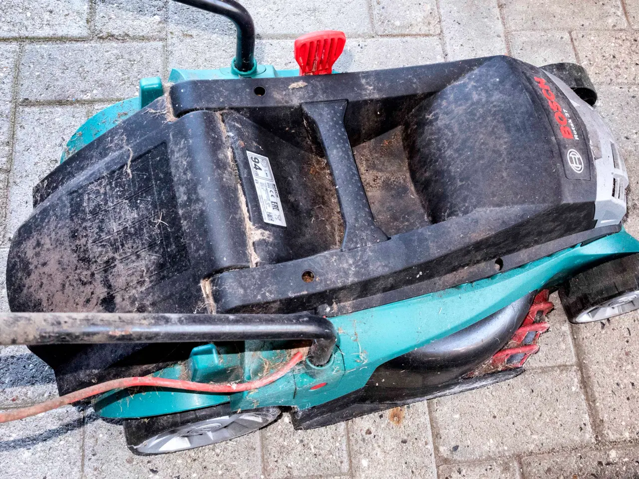 Billede 4 - Plæneklippper - BOSCH  Rotak 37 . Skal bruge ledn.