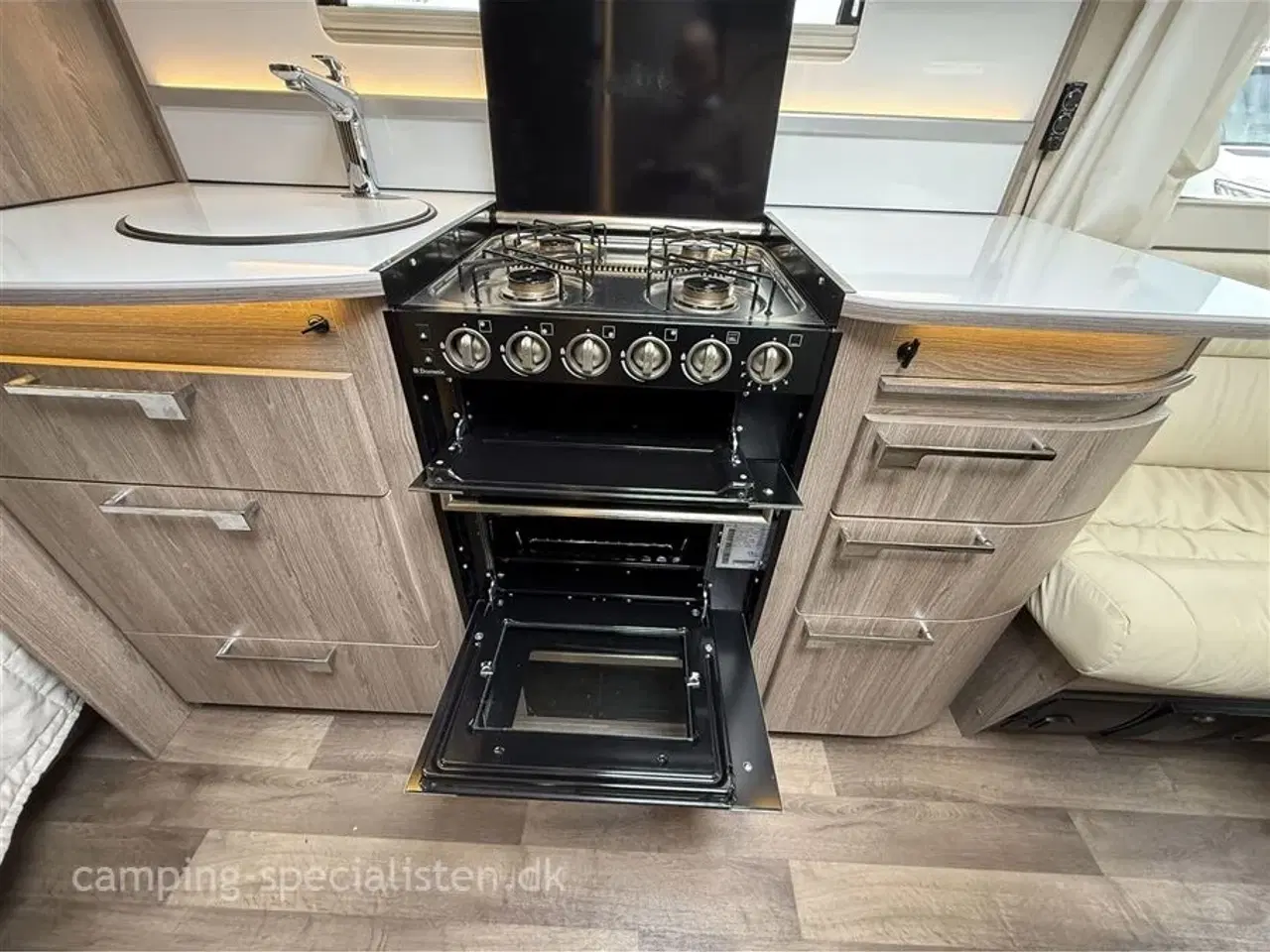 Billede 6 - 2015 - Kabe Royal 520 XLKS   Kabe Royal 520 XL KS 2015 - Se den nu hos Camping-Specialisten.dk
