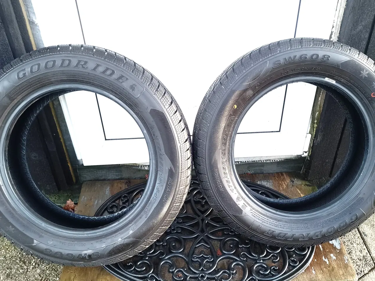 Billede 1 - 175 / 65 / R15 vinterdæk