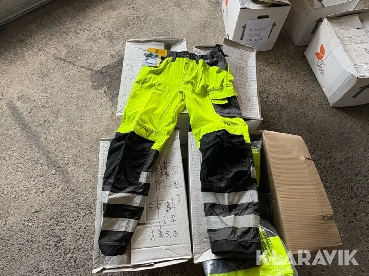 Billede 9 - Blandet arbejdstøj high-vis og sikkerhedssko