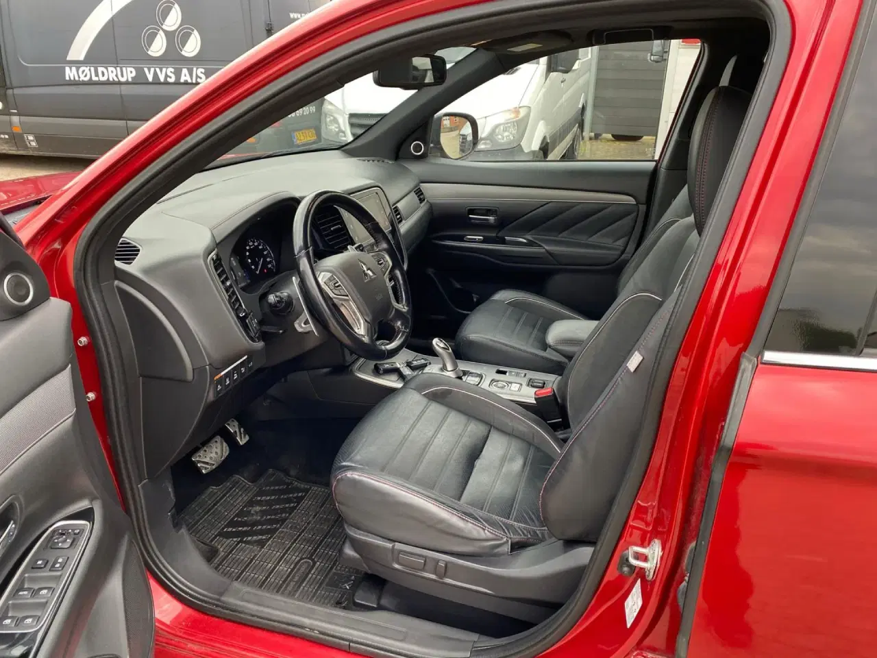 Billede 4 - Mitsubishi Outlander 2,0 PHEV  Plugin-hybrid Instyle 4WD 200HK 5d 6g Trinl. Gear